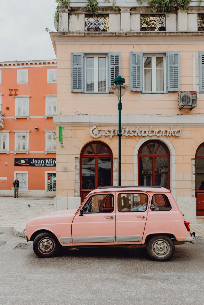 Pink Renault